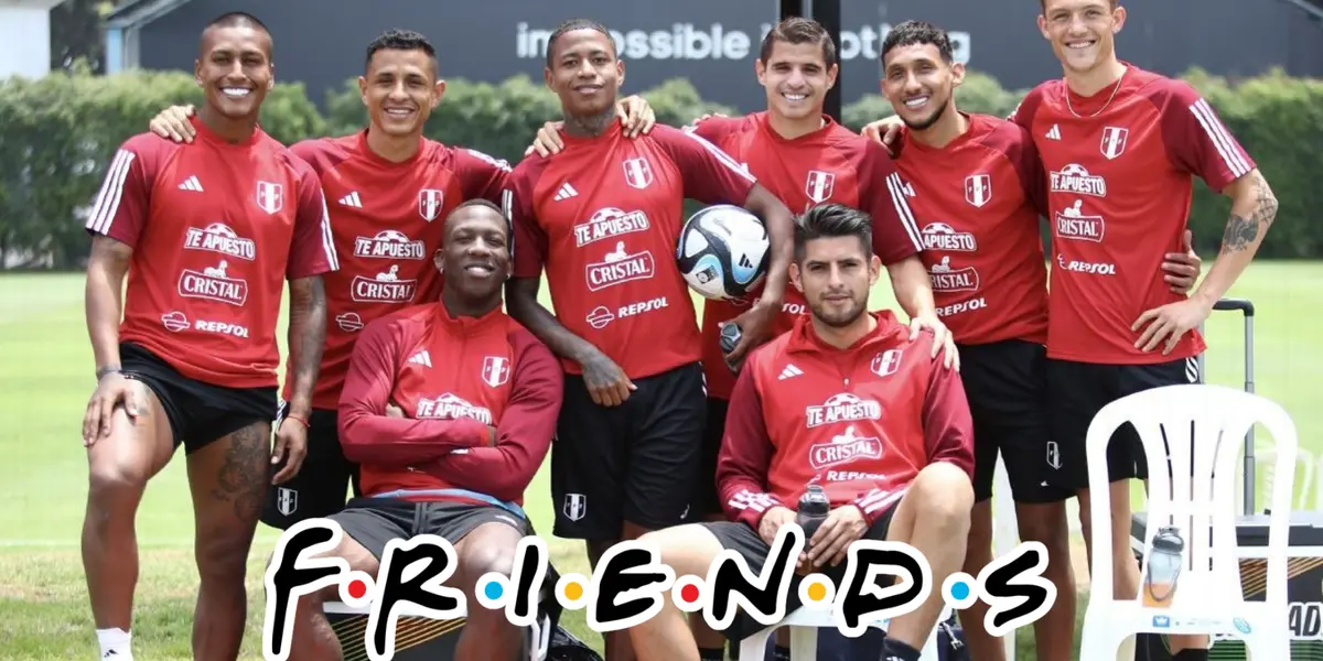 Oliver Sonne con los jugadores de la Selección Peruana 