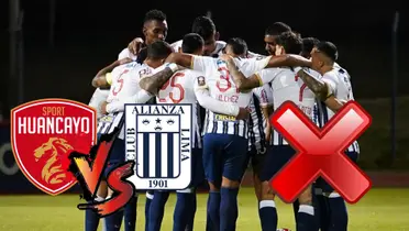 Los jugadores de Alianza Lima reunidos en la cancha del Estadio Huancayo