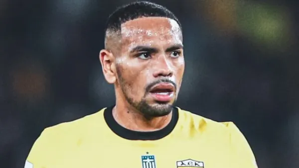 Alexander Callens (Foto: AEK Atenas)