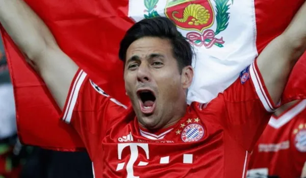 Claudio Pizarro estaría organizando su partido de despedida en septiembre