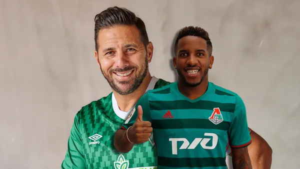 Claudio Pizarro y Jefferson Farfán (Foto: Werder Bremen y Lokomotiv).