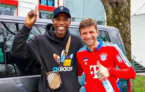 El ‘Cuto’ fue a Alemania y se encontró con el crack del Bayern Múnich