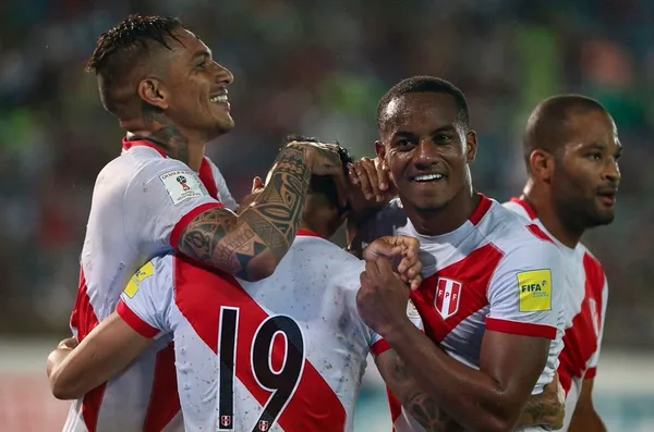 El entrenador Ricardo Gareca prepara un nuevo convocado para jugar la repesca