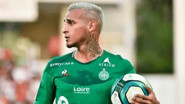 El jugador estaría buscando nuevos horizontes por su falta de continuidad