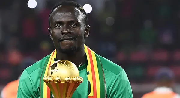 El peruano compartió equipo con el senegalés