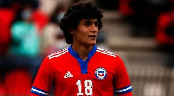 El peruano estaría eligiendo a Chile antes que a Perú