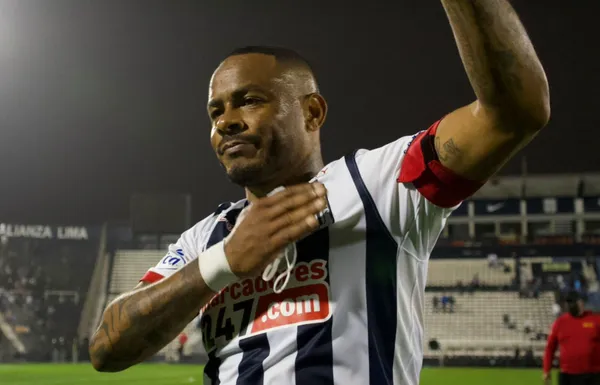 Exdelantero íntimo seguirá en al Liga 1, al fichar por este club
