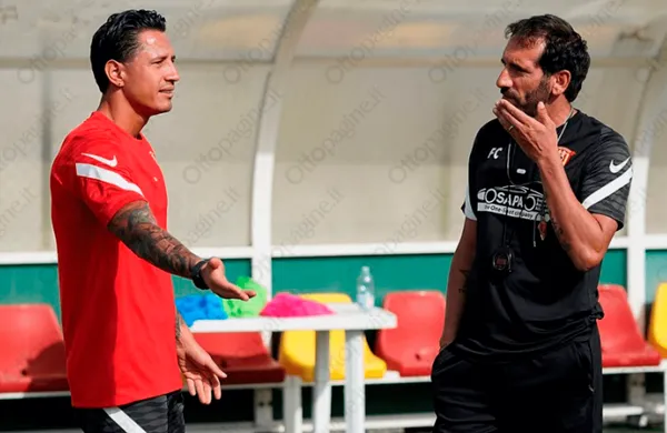 Fabio Caserta maltrató a Gianluca Lapadula en Benevento y ahora lo paga caro