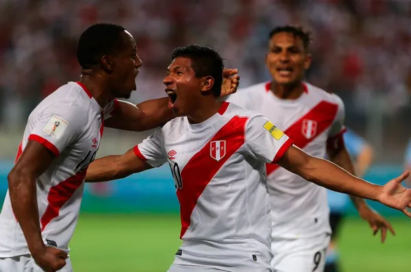 Gracias a la Bicolor un futbolista peruano podría llegar a la Liga Mx muy pronto