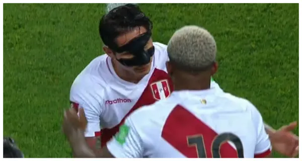 Jefferson Farfán y Gianluca Lapadula. FOTO: Infobae