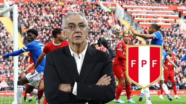 Jorge Fossati, DT de la Bicolor, y detrás un partido de la Premier League de Inglaterra