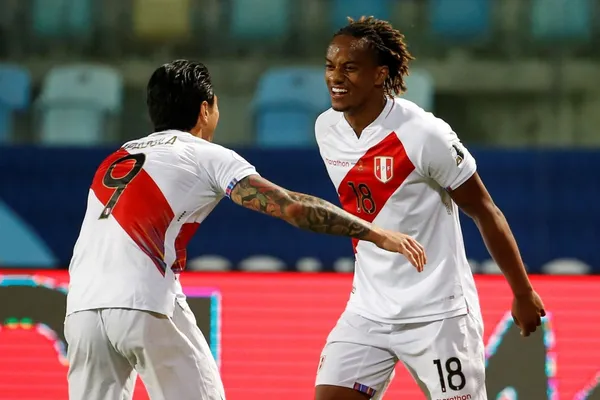 La presencia de Gianluca Lapadula en la Selección Peruana no cayó del todo bien a Pedro Aquino; Gareca no quiere un camerino roto, por eso no lo llama.