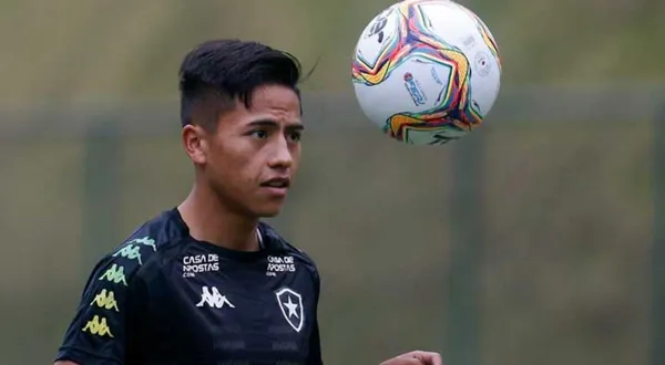 Luego de tener un sorpresivo salto al fútbol brasilero, Lecaros sigue sin consolidarse en el extranjero.