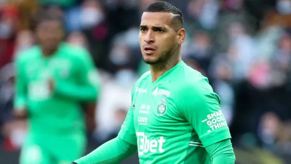 Miguel Trauco descendió con el Saint Etienne