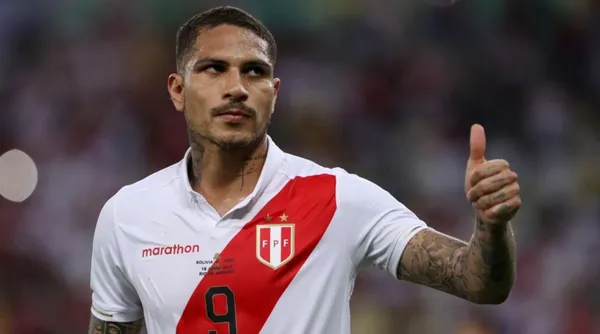 Paolo Guerrero consiguió equipo para la presente temporada