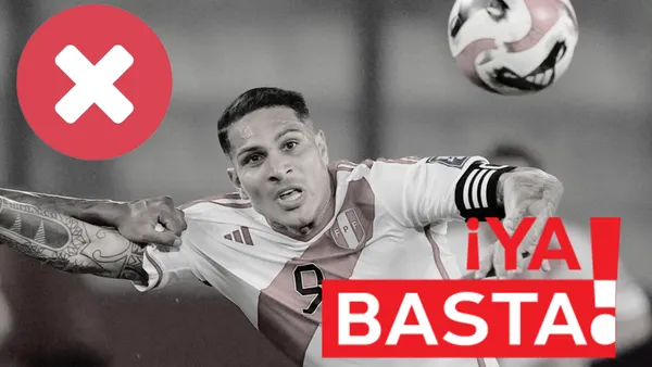 Paolo Guerrero peleando una pelota
