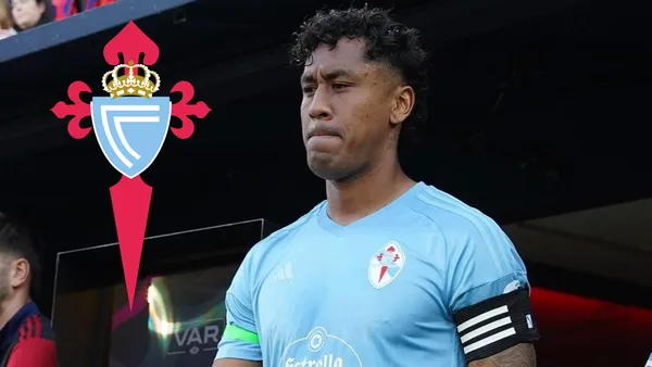 Renato Tapia saliendo al campo con el Celta Vigo