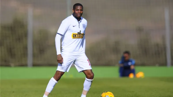 Roberto Guizasola jugando con la camiseta del Alianza Lima de Perú. (Foto: Transfermarket)
