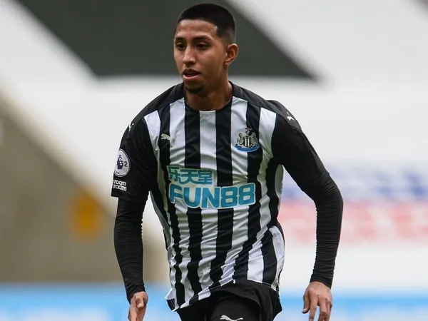 Rodrigo Vilca no sería tomado en cuenta en el nuevo proyecto deportivo del Newcastle United