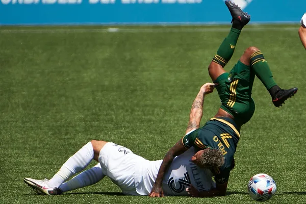 Se revela el verdadero estado de salud de Andy Polo luego de la dura entrada que propinaron en la MLS.