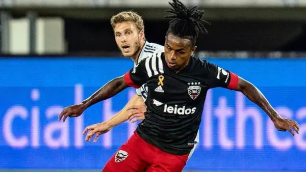 Yordy Reyna jugando para el DC United de la MLS. FOTO: La República Perú.