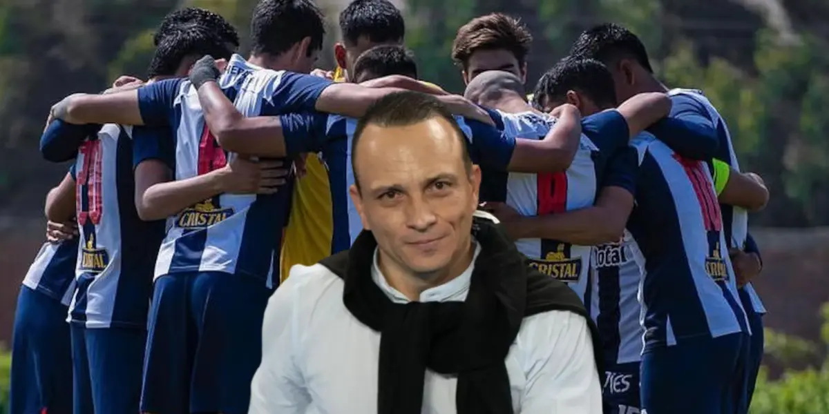 Alejandro Restrepo sonriendo y el equipo de Alianza Lima abrazados