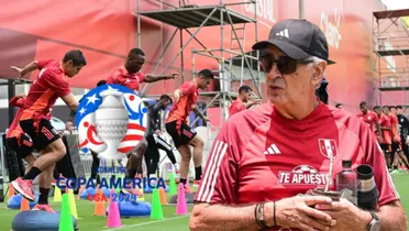 Jorge Fossati y detrás jugadores de la Bicolor entrenando en Videna