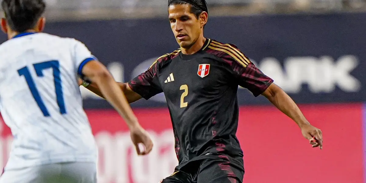 En el Perú vs El Salvador dejó en claro que no puede salir del 11 de Fossati  
