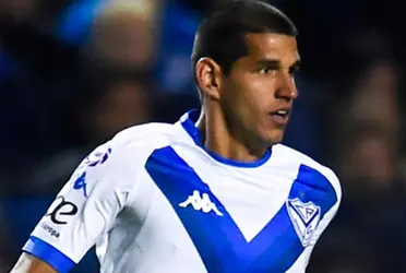 Luis Abram presenta algunas molestias físicas que preocupan a todos en Vélez Sarsfield.