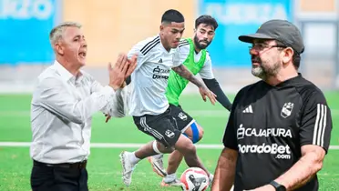 Tiago Nunes, Enderson Moreira y detrás Grimaldo entrenando junto a Sosa