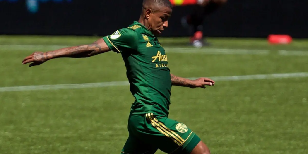 A pesar de que que el Portland haya ejercido la opción para el 2022 del extremo, todo cambiaría para el peruano.