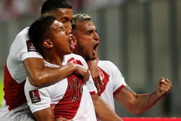 A veces los jugadores son unos con la Bicolor y otros totalmente diferentes con sus equipos