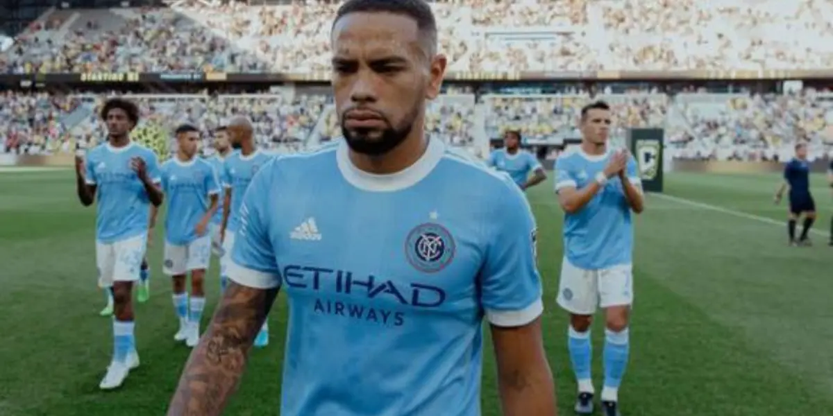 Alexander Callens fue uno de los habituales con Gareca en la zaga central