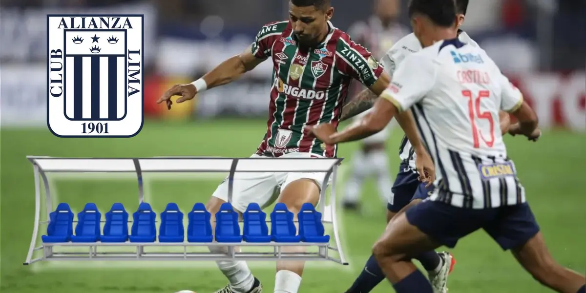 Alianza Lima disputando una jugada con Fluminense el día de ayer en Matute