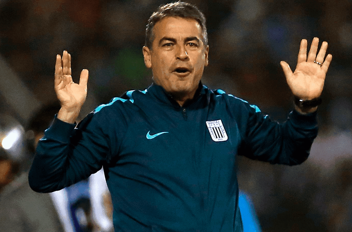 Alianza Lima está buscando nuevo entrenador y quieren la vuelta de Pablo Bengoechea