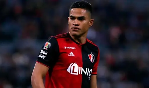 Anderson Santamaría, regresó al primer plante del Atlas con gran nivel de juego