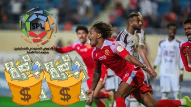 André Carrillo celebrando un gol con la camiseta del Al-Qadisiyah