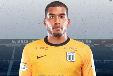 Ante las malas actuaciones Rivadeneyra, un reconocido arquero de ecuador quiere ocupar su lugar.