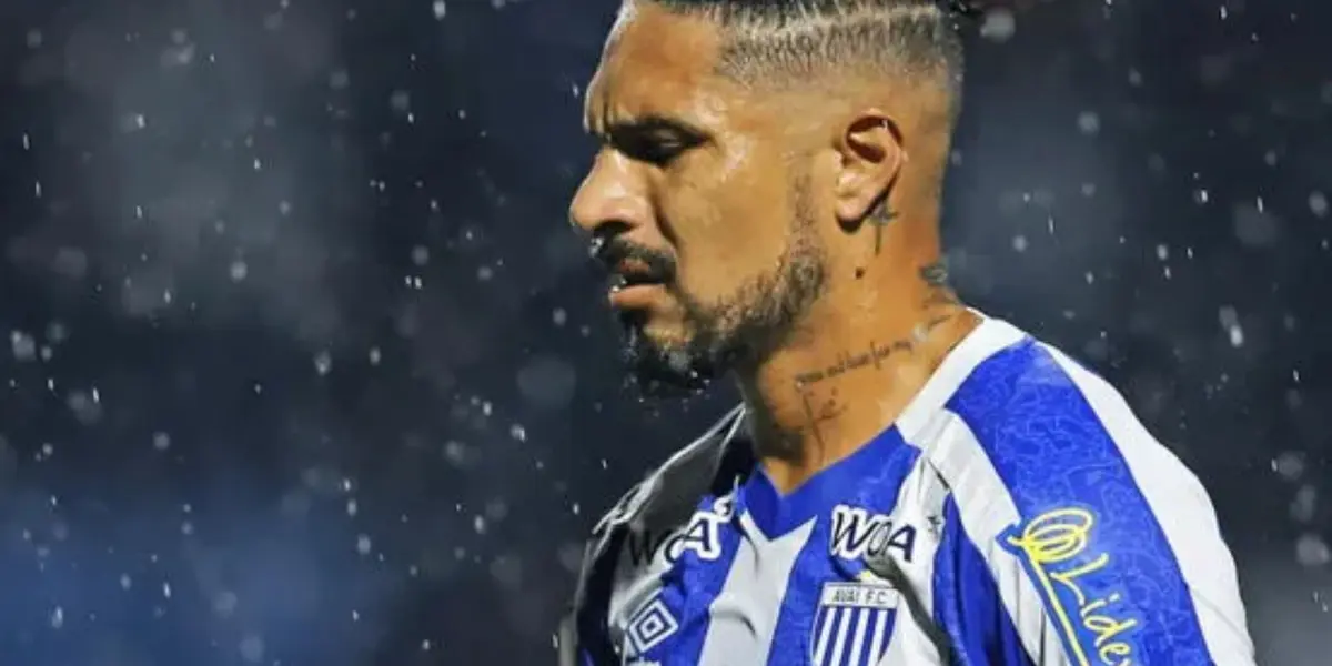 Avaí descendió a la Serie B en Brasil, y es casi un hecho que Guerrero volvería al Perú