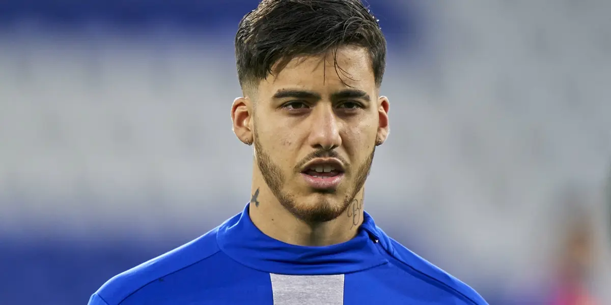 Beto Da Silva no da pie con bola en el fútbol, pero la estaría rompiendo en las redes sociales.