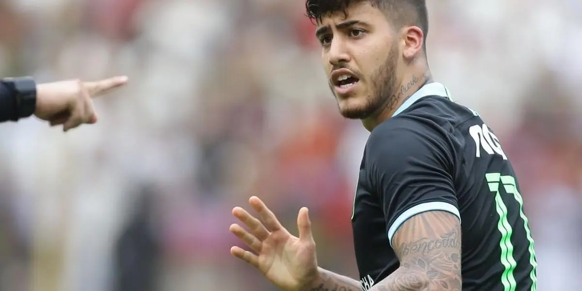 Beto Da Silva se dio el gusto de dejar en el banco de suplentes al jugador que brilló en la Copa América 2019