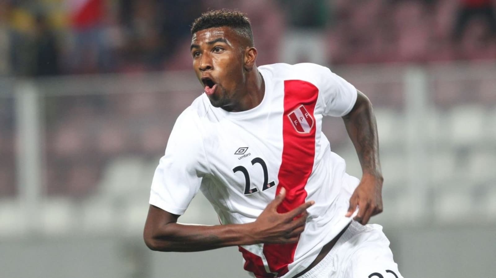 Carlos Ascues, empieza a tener minutos de juego en Alianza Atlético de Sullana y no sería nada descabellado ver al Patrón nuevamente defender los colores de la Blanquirroja