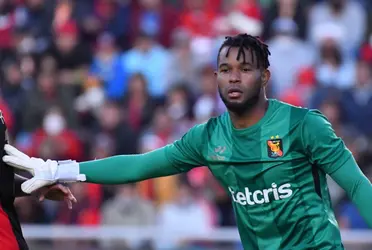 Carlos Cáceda tendría una gran oportunidad en el extranjero