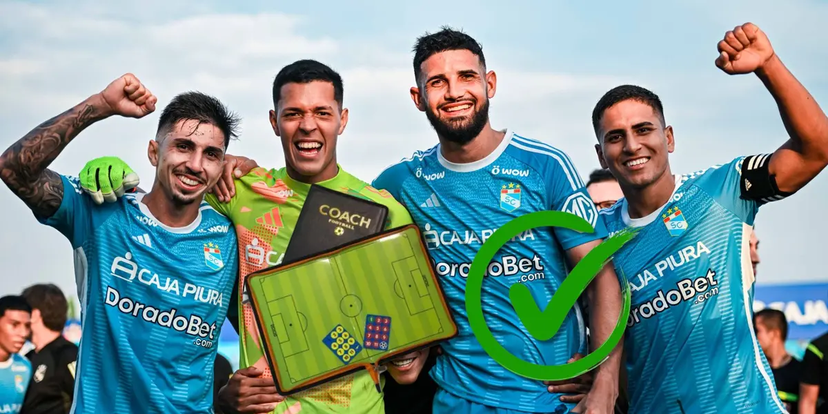 Cazonatti, Solís, Da Silva y Cháves celebrando un triunfo con Sporting Cristal