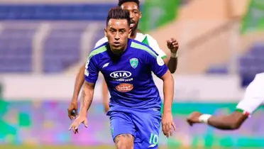 Christian Cueva jugando para el Al Fateh de Arabia. FOTO: Infobae.