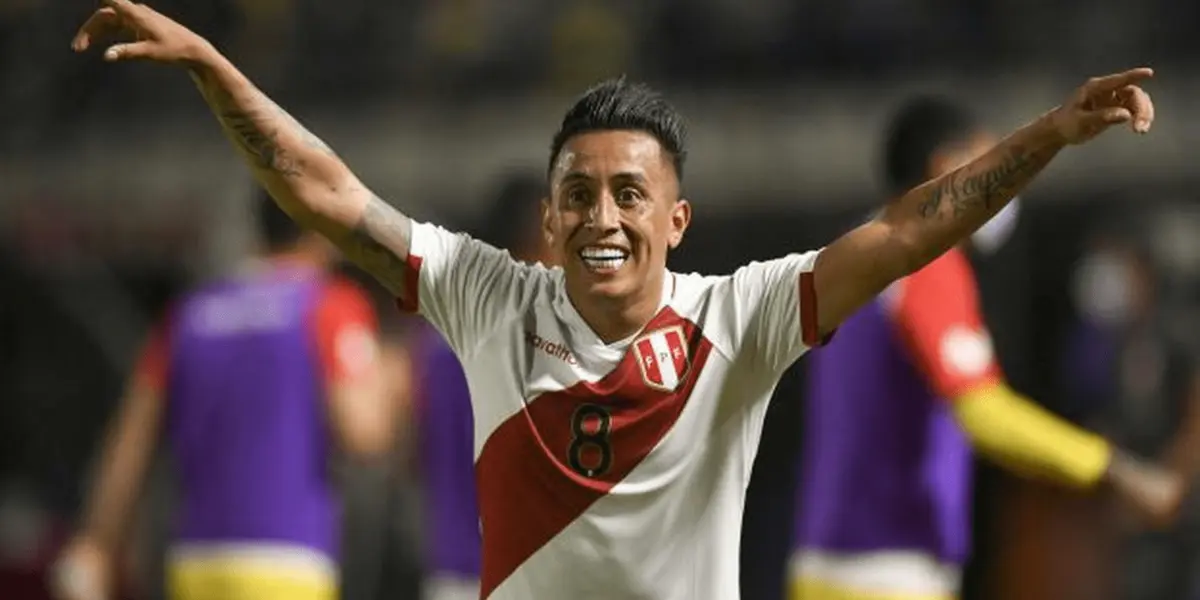 Christian Cueva no solo la rompe en la cancha, también en otros lugares