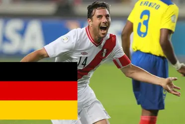 Claudio Pizarro en lo más alto en Alemania