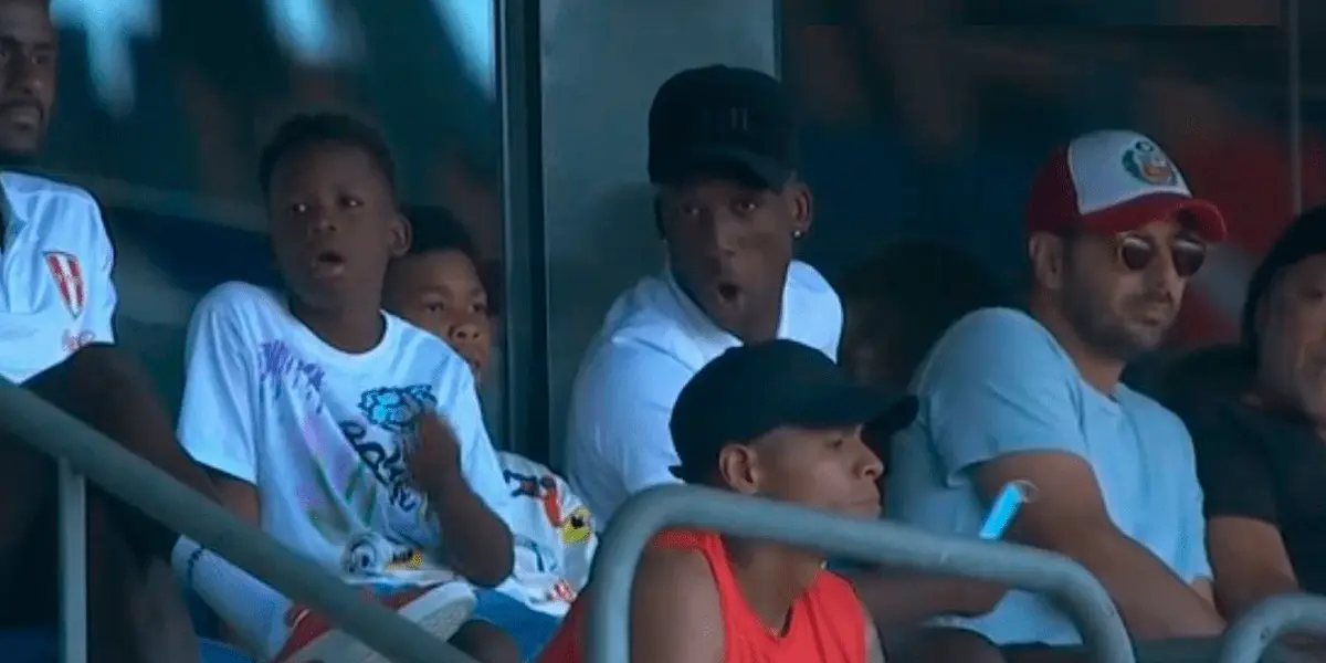 Claudio Pizarro reapareció para poder apoyar a la Selección Peruana en España