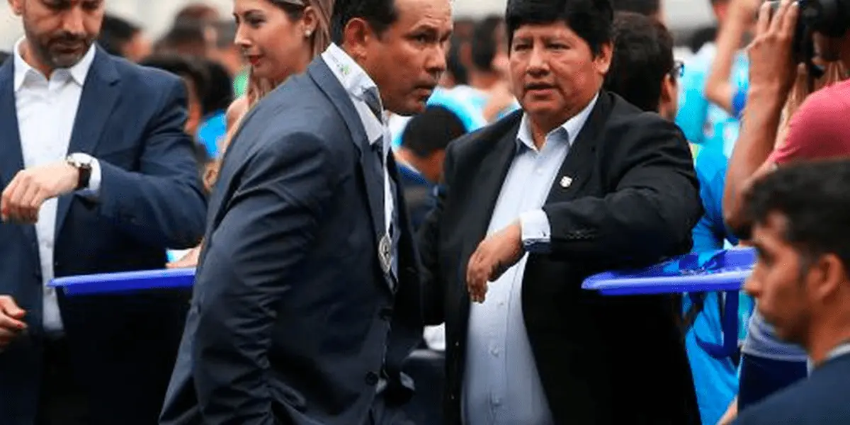 Como no tiene trabajo, trata de convencer a Juan Reynoso para que lo contrate