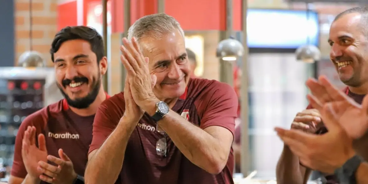 Con su pasaje a la Libertadores, Gregorio Pérez quiere reforzar al equipo con jóvenes.